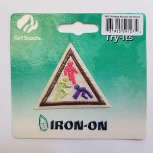 Girl Scout Try-Its Badge Playing Around The World